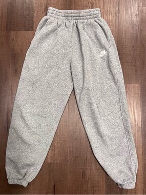 Nike Girls Sportswear Club Fleece Oversized Joggers, Size Large